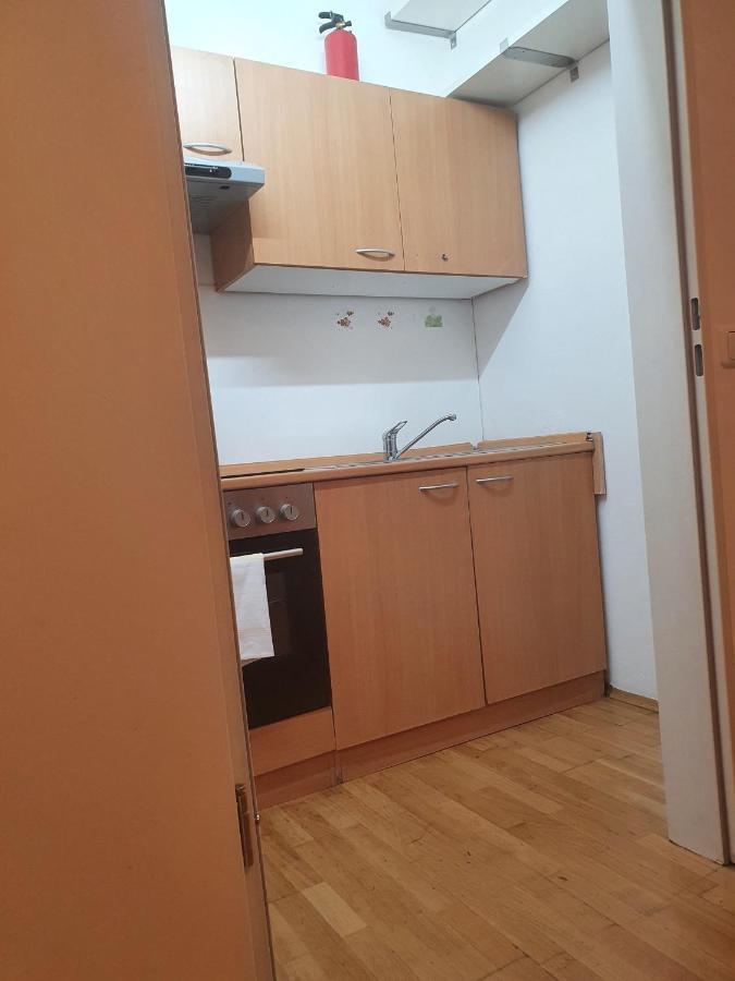 Apartment-Mit-2-Schlafzimmern *